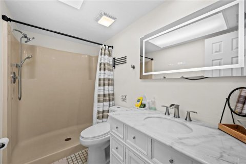 Commercial property in Rotonda, Florida 4 bedrooms, 218.97 sq.m. № 2214839 - photo 24