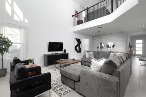 Touwnhouse à vendre à Kissimmee, Floride: 5 chambres, 278.34 m2 № 1744824 - photo 4