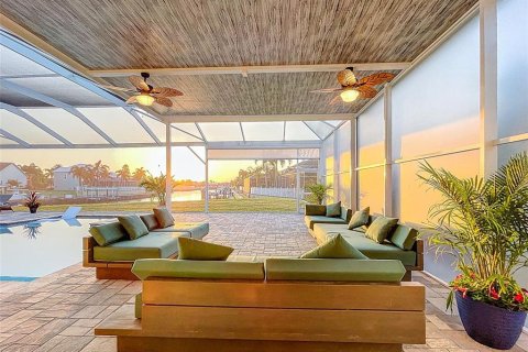 Casa en venta en Apollo Beach, Florida, 4 dormitorios, 251.39 m2 № 1734861 - foto 7