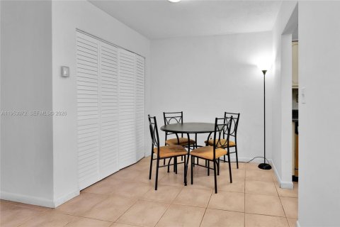 Copropriété à vendre à North Miami, Floride: 1 chambre, 67.35 m2 № 2009058 - photo 12