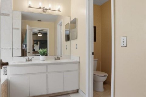 Villa ou maison à vendre à Cooper City, Floride: 4 chambres, 194.91 m2 № 1942393 - photo 27