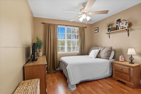 Villa ou maison à vendre à Cooper City, Floride: 4 chambres, 194.91 m2 № 1942393 - photo 28