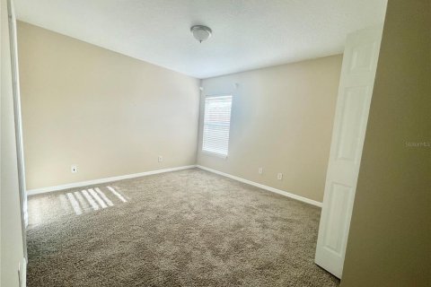 Villa ou maison à louer à Kissimmee, Floride: 5 chambres, 223.99 m2 № 2118284 - photo 19
