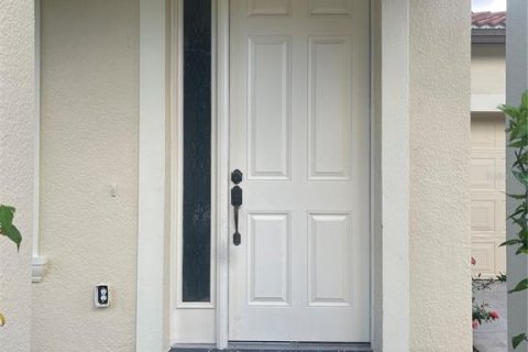 Villa ou maison à louer à Kissimmee, Floride: 5 chambres, 223.99 m2 № 2118284 - photo 24