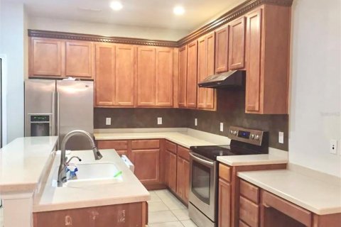 Villa ou maison à louer à Kissimmee, Floride: 5 chambres, 223.99 m2 № 2118284 - photo 8