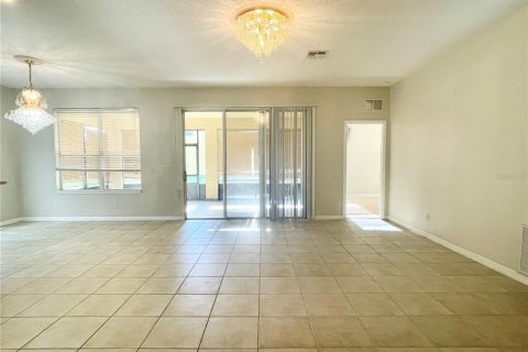 Villa ou maison à louer à Kissimmee, Floride: 5 chambres, 223.99 m2 № 2118284 - photo 22