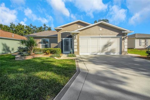 Villa ou maison à Leesburg, Floride 3 chambres, 175.59 m2 № 2429190