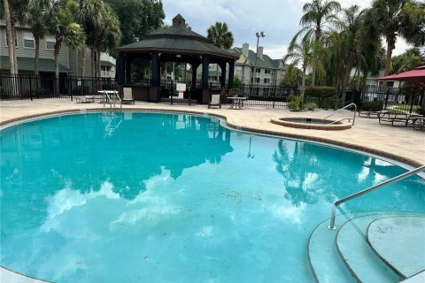 Condo in Orlando, Florida, 2 bedrooms № 2197581 - photo 28