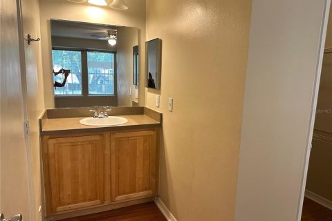 Condo in Orlando, Florida, 2 bedrooms № 2197581 - photo 10