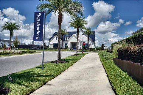 House in Apopka, Florida 4 bedrooms, 216.56 sq.m. № 2396185 - photo 30