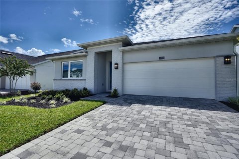 House in Apopka, Florida 4 bedrooms, 216.56 sq.m. № 2396185 - photo 2