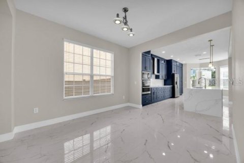 Villa ou maison à vendre à Orlando, Floride: 5 chambres, 325.99 m2 № 2404589 - photo 14