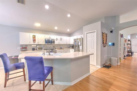 House in Fish Hawk, Florida 4 bedrooms, 225.2 sq.m. № 1852681 - photo 28