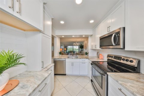 Copropriété à vendre à Saint Petersburg, Floride: 2 chambres, 85.01 m2 № 1914530 - photo 7