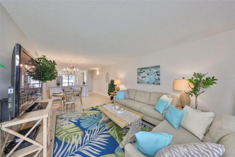 Copropriété à vendre à Saint Petersburg, Floride: 2 chambres, 85.01 m2 № 1914530 - photo 13
