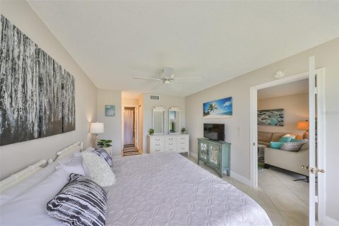 Copropriété à vendre à Saint Petersburg, Floride: 2 chambres, 85.01 m2 № 1914530 - photo 28