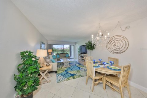 Copropriété à vendre à Saint Petersburg, Floride: 2 chambres, 85.01 m2 № 1914530 - photo 9