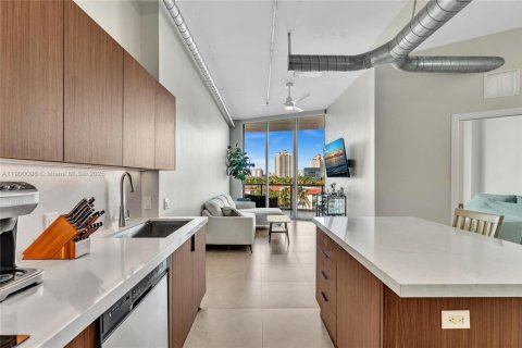 Copropriété à vendre à Aventura, Floride: 2 chambres, 75.81 m2 № 1952850 - photo 6