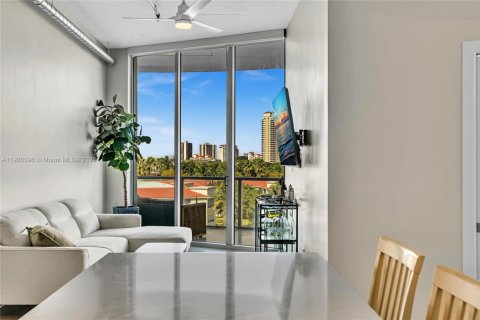 Copropriété à vendre à Aventura, Floride: 2 chambres, 75.81 m2 № 1952850 - photo 4