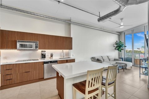 Copropriété à vendre à Aventura, Floride: 2 chambres, 75.81 m2 № 1952850 - photo 11