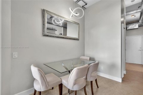 Copropriété à vendre à Aventura, Floride: 2 chambres, 75.81 m2 № 1952850 - photo 16