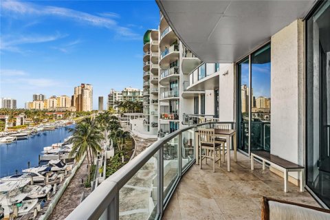 Copropriété à vendre à Aventura, Floride: 2 chambres, 75.81 m2 № 1952850 - photo 20