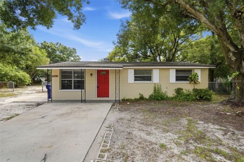 Villa ou maison à vendre à Tampa, Floride: 4 chambres, 114.36 m2 № 2321201 - photo 3