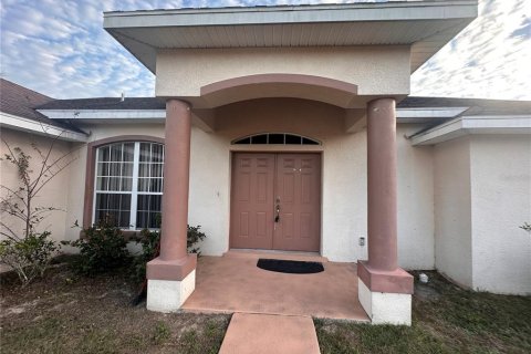 Villa ou maison à louer à Ocala, Floride: 3 chambres, 140.75 m2 № 2398891 - photo 2