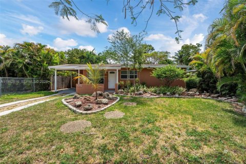 Casa en alquiler en Fort Lauderdale, Florida, 3 dormitorios, 104.79 m2 № 2009171 - foto 14