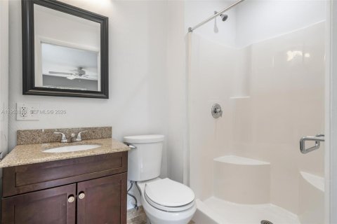 Casa en alquiler en Fort Lauderdale, Florida, 3 dormitorios, 104.79 m2 № 2009171 - foto 9