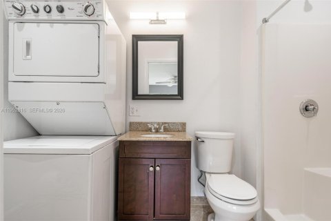 Casa en alquiler en Fort Lauderdale, Florida, 3 dormitorios, 104.79 m2 № 2009171 - foto 10