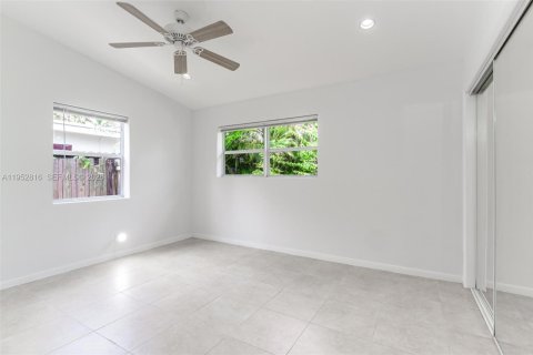 Casa en alquiler en Fort Lauderdale, Florida, 3 dormitorios, 104.79 m2 № 2009171 - foto 19
