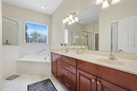Casa en venta en Clermont, Florida, 3 dormitorios, 271.18 m2 № 2131660 - foto 27