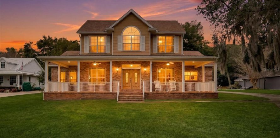Casa en Clermont, Florida 3 dormitorios, 271.18 m2 № 2131660