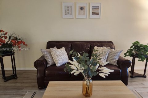 Copropriété à vendre à Plantation, Floride: 1 chambre, 89.19 m2 № 1956048 - photo 8