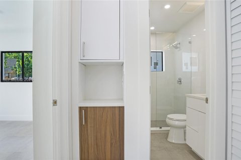 Apartamento en alquiler en Fort Lauderdale, Florida, 1 dormitorio, 53.42 m2 № 2047142 - foto 10