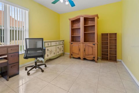 Villa ou maison à vendre à Kissimmee, Floride: 4 chambres, 222.78 m2 № 2310655 - photo 27
