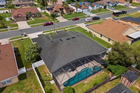 Villa ou maison à vendre à Kissimmee, Floride: 4 chambres, 222.78 m2 № 2310655 - photo 9