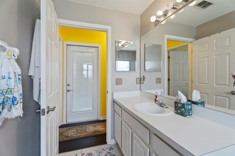 Villa ou maison à vendre à Kissimmee, Floride: 4 chambres, 222.78 m2 № 2310655 - photo 30