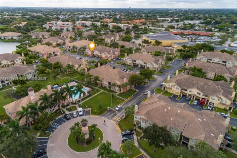 Condo in North Lauderdale, Florida, 1 bedroom  № 2073324