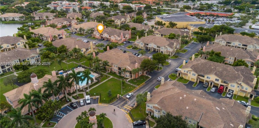 Condo in North Lauderdale, Florida, 1 bedroom № 2073324
