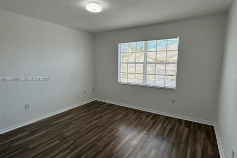 Condo in North Lauderdale, Florida, 1 bedroom № 2073324 - photo 9
