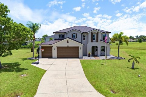 Casa en venta en Punta Gorda, Florida, 3 dormitorios, 313.64 m2 № 1866549 - foto 4