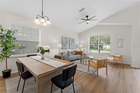 Villa ou maison à vendre à New Port Richey, Floride: 4 chambres, 265.51 m2 № 2354452 - photo 3