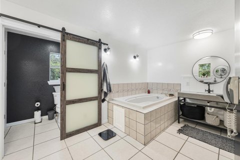 Купить виллу или дом в Оберндейл, Флорида 11 комнат, 543.2м2, № 1874113 - фото 19