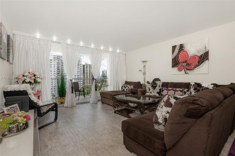 Купить кондоминиум в Авентура, Флорида 1 спальня, 99.03м2, № 2041895 - фото 12