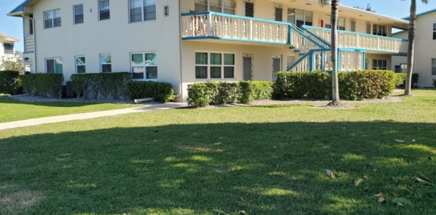 Condominio en West Palm Beach, Florida, 1 dormitorio  № 1120260