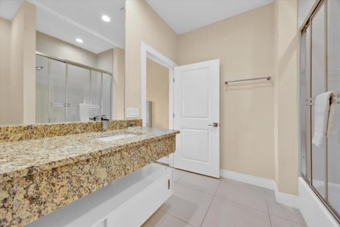 Townhouse in Kissimmee, Florida 3 bedrooms, 210.7 sq.m. № 1522419 - photo 26