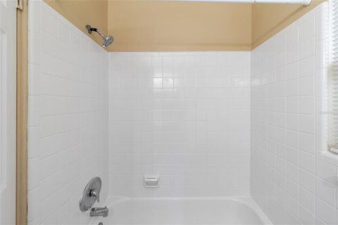 Villa ou maison à louer à Saint Petersburg, Floride: 2 chambres, 114.36 m2 № 2415466 - photo 21