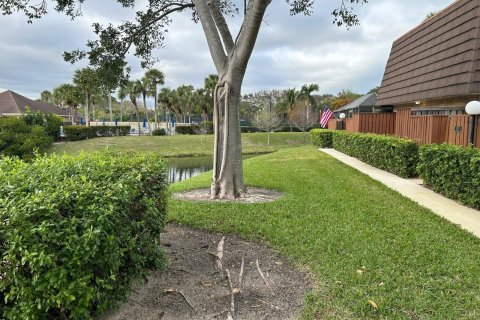 Adosado en alquiler en Jupiter, Florida, 2 dormitorios, 110.37 m2 № 1061125 - foto 1